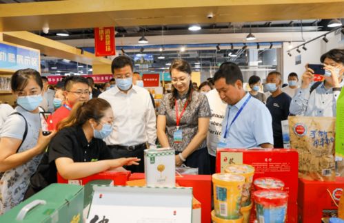 京蒙消費(fèi)幫扶北京雙創(chuàng)中心展廳開業(yè)儀式暨錫林郭勒盟綠色農(nóng)畜產(chǎn)品展銷活動(dòng)在京啟動(dòng)