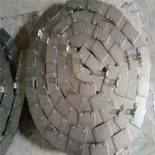工業傳動與輸送的堅實脊梁 寧津縣悅達鏈網廠側彎板金屬碳鋼鏈條解析